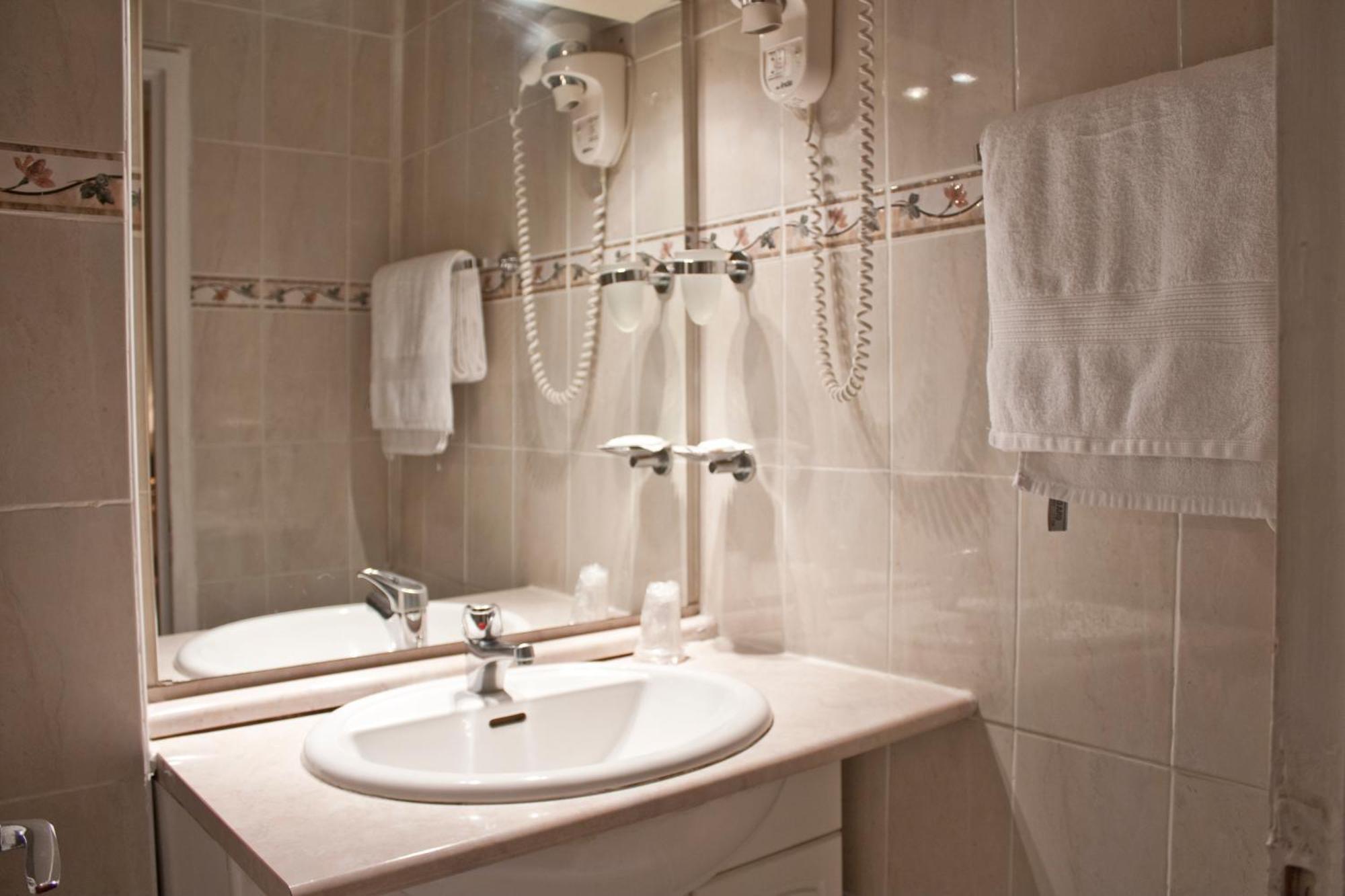 Hotel Hippodrome 2*