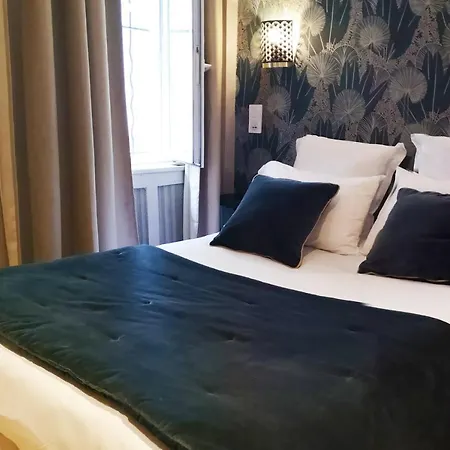 Hotel Hippodrome Paris
